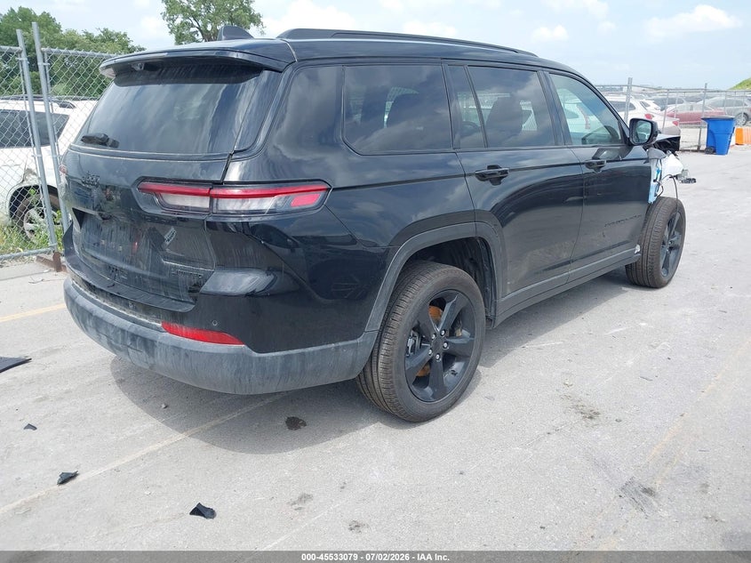 2025 Jeep Grand cherokee VIN 1C4RJKBG4S8760639 IAAI salvage auction — FRONT END, Salvage (Iowa), sold $17,050 on 2026-08-11 (photo 4)