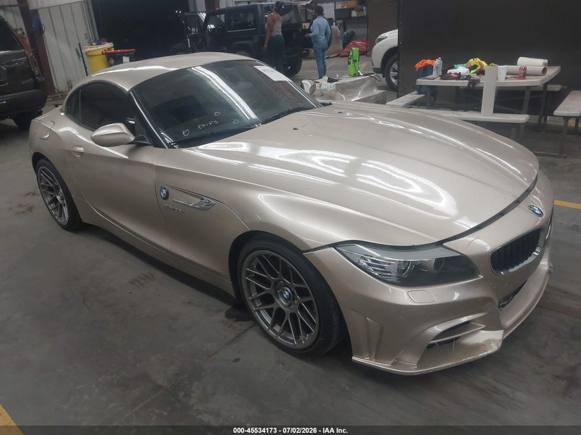 2011 BMW Z4 VIN WBALM7C5XBE382591 IAAI salvage auction — LEFT FRONT, Salvage (Arizona), sold $2,900 on 2026-08-02 (photo 1)