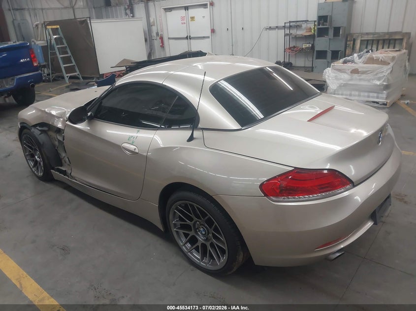 2011 BMW Z4 VIN WBALM7C5XBE382591 IAAI salvage auction — LEFT FRONT, Salvage (Arizona), sold $2,900 on 2026-08-02 (photo 3)