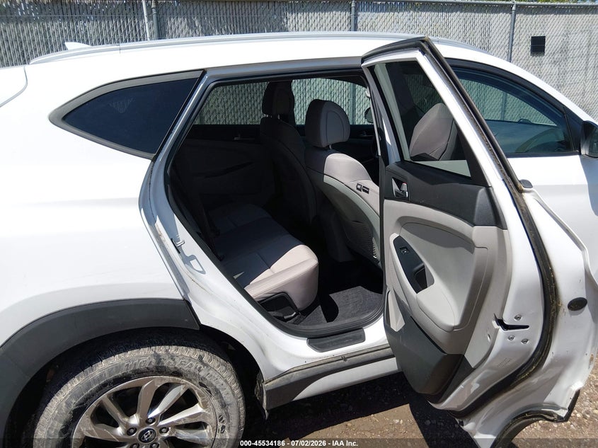 2018 Hyundai Tucson VIN KM8J3CA47JU708248 IAAI salvage auction — NORMAL WEAR, Salvage Title, sold $400 on 2026-07-29 (photo 8)