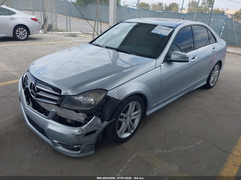 2014 Mercedes-benz C-klasse VIN WDDGF4HBXEA963473 IAAI salvage auction — FRONT END, Salvage Title, sold $1,325 on 2026-07-22 (photo 2)