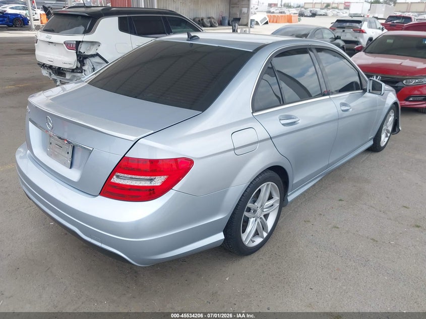 2014 Mercedes-benz C-klasse VIN WDDGF4HBXEA963473 IAAI salvage auction — FRONT END, Salvage Title, sold $1,325 on 2026-07-22 (photo 4)