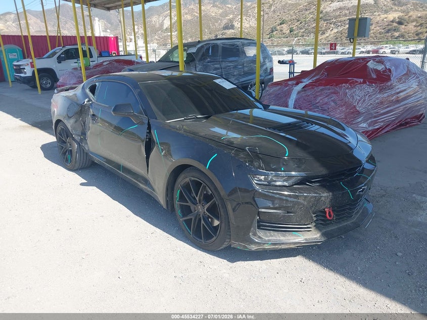 2019 Chevrolet Camaro VIN 1G1FH1R79K0105768 IAAI salvage auction — RIGHT SIDE, Salvage Title, sold $9,100 on 2026-07-25 (photo 1)