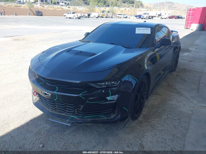 2019 Chevrolet Camaro VIN 1G1FH1R79K0105768 IAAI salvage auction — RIGHT SIDE, Salvage Title, sold $9,800 on 2026-07-29 (photo 2)
