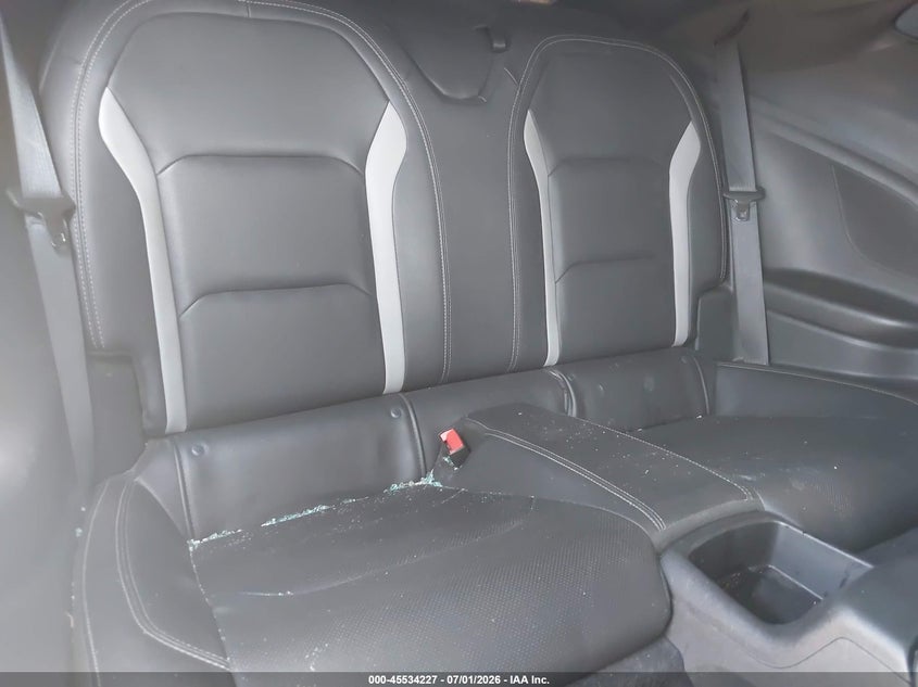 2019 Chevrolet Camaro VIN 1G1FH1R79K0105768 IAAI salvage auction — RIGHT SIDE, Salvage Title, sold $9,800 on 2026-07-29 (photo 8)
