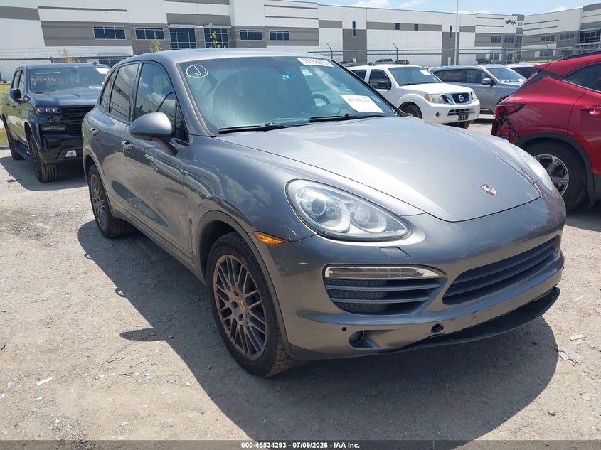 2013 Porsche Cayenne VIN WP1AA2A24DLA12474 IAAI salvage auction — SIDE, Salvage (Texas), sold $25 on 2026-07-28 (photo 1)