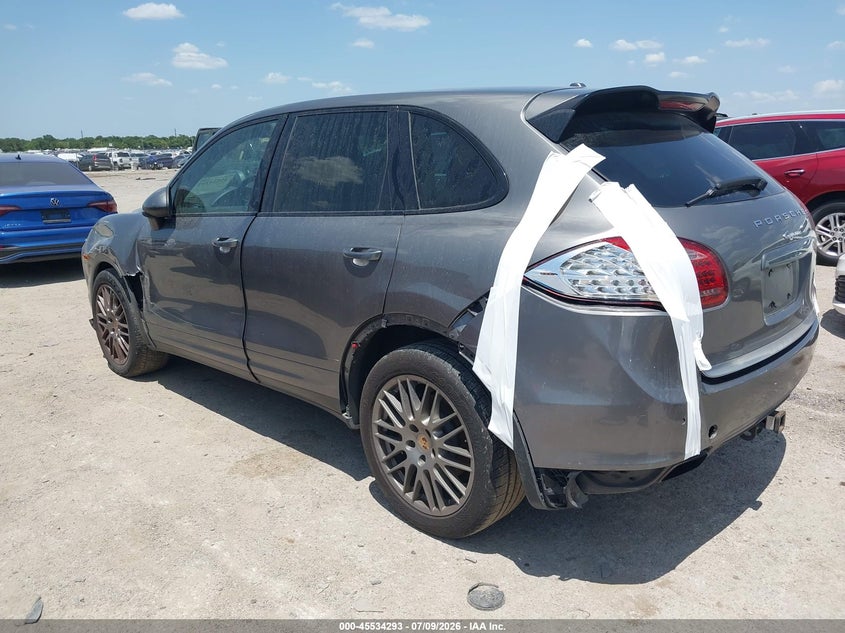 2013 Porsche Cayenne VIN WP1AA2A24DLA12474 IAAI salvage auction — SIDE, Salvage (Texas), sold $25 on 2026-07-28 (photo 3)