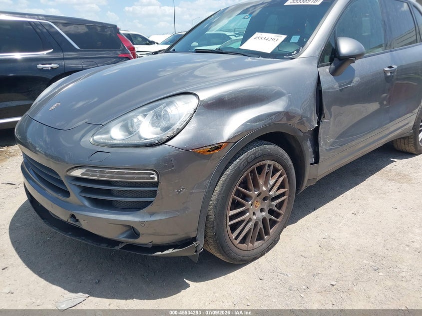 2013 Porsche Cayenne VIN WP1AA2A24DLA12474 IAAI salvage auction — SIDE, Salvage (Texas), sold $25 on 2026-07-28 (photo 6)