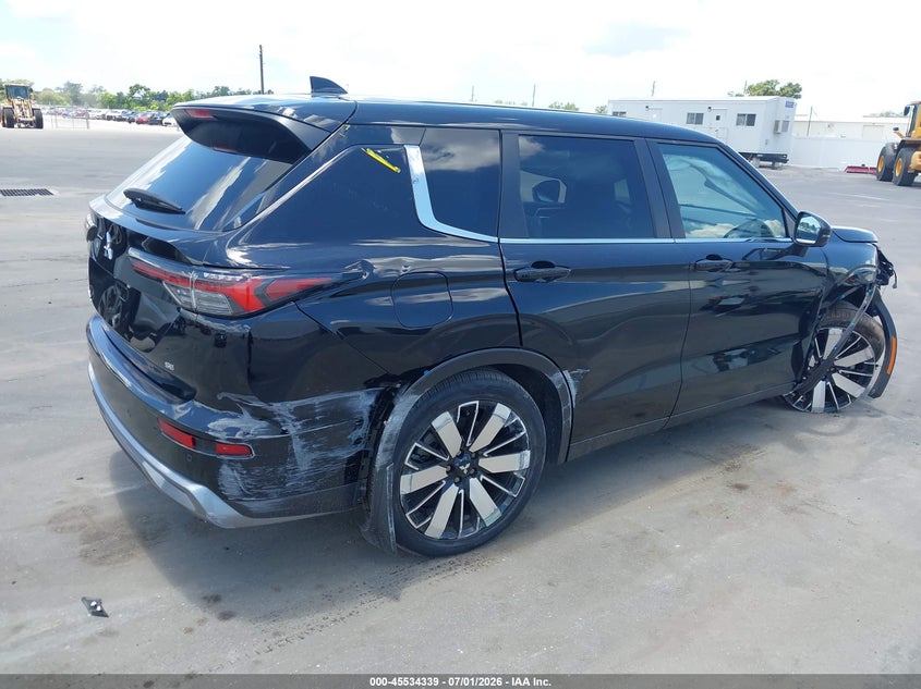 2025 Mitsubishi Outlander VIN JA4J3VA88SZ031065 IAAI salvage auction — RIGHT FRONT, Salvage Title, sold $6,600 on 2026-07-29 (photo 4)