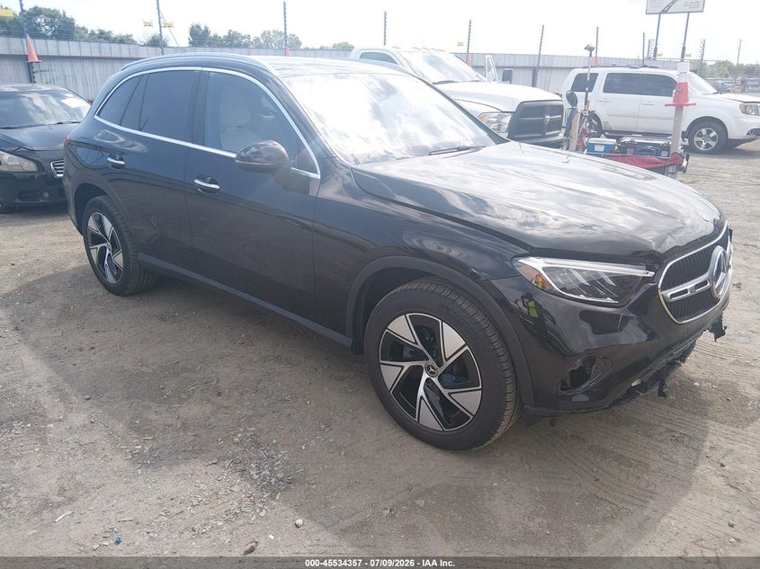 2024 Mercedes-benz Glc VIN W1NKM4HBXRF138478 IAAI salvage auction — LEFT FRONT, Salvage (Arkansas), sold $14,200 on 2026-07-29 (photo 1)