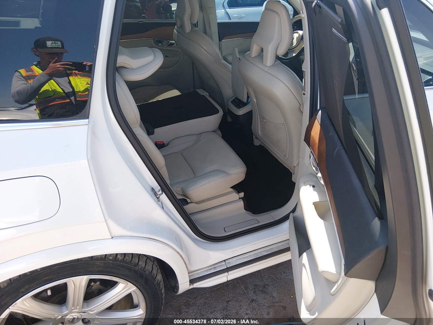 2017 Volvo Xc90 VIN YV4A22PL3H1187618 IAAI salvage auction — FRONT END, Salvage (Texas), sold $7,100 on 2026-09-01 (photo 8)