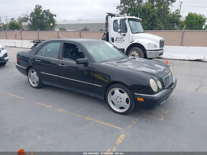 1997 Mercedes-benz E-class VIN WDBJF72F9VA156213 IAAI salvage auction — NORMAL WEAR, Clear - Dealer Only (California), sold $300 on 2026-07-20 (photo 1)