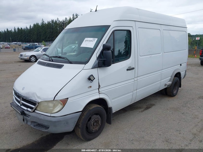 2004 Dodge Sprinter VIN WD2PD444845651455 IAAI salvage auction — NORMAL WEAR, Clear (Washington), sold $1,850 on 2026-07-15 (photo 2)