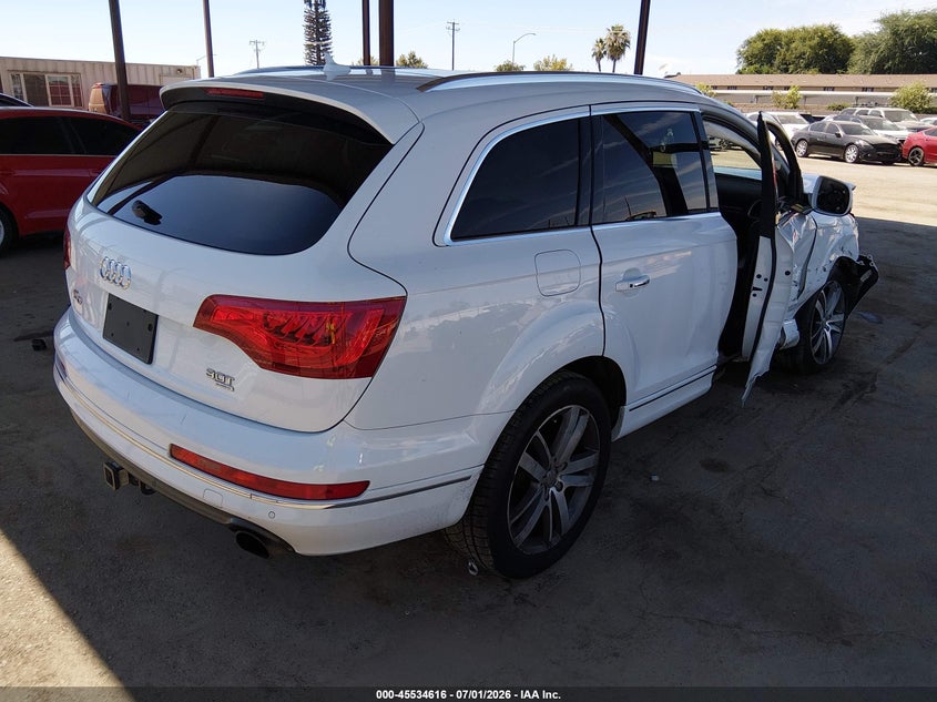 2015 Audi Q7 VIN WA1LGAFE5FD028258 IAAI salvage auction — SIDE, Salvage Title, sold $25 on 2026-07-21 (photo 4)