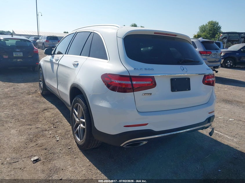 2019 Mercedes-benz Glc VIN WDC0G4KBXKV146164 IAAI salvage auction — RIGHT FRONT, Salvage Title, sold $5,000 on 2026-08-10 (photo 3)