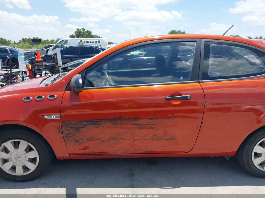 2007 Hyundai Accent VIN KMHCM36C67U030753 IAAI salvage auction — SIDE, Salvage (Texas), sold $125 on 2026-07-23 (photo 6)