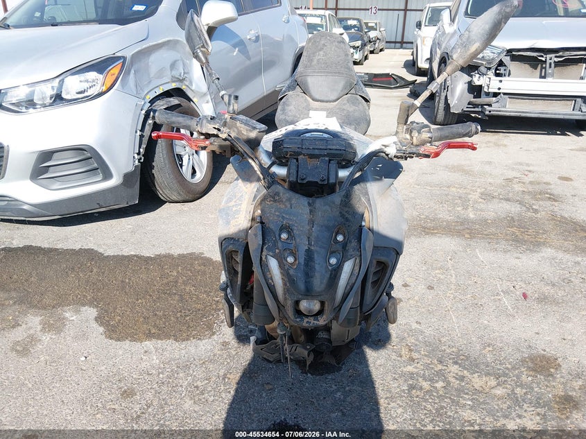2021 Yamaha Mt VIN JYARM32E3MA001080 IAAI salvage auction — FRONT & REAR, Wait Title, sold $0 on 2026-09-25 (photo 5)