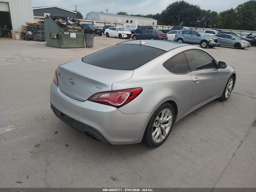 2013 Hyundai Genesis VIN KMHHT6KD7DU083868 IAAI salvage auction — NORMAL WEAR, Original (Texas), sold $400 on 2026-07-28 (photo 4)