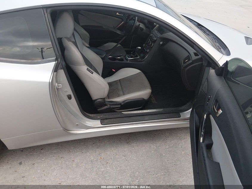 2013 Hyundai Genesis VIN KMHHT6KD7DU083868 IAAI salvage auction — NORMAL WEAR, Original (Texas), sold $400 on 2026-07-28 (photo 5)