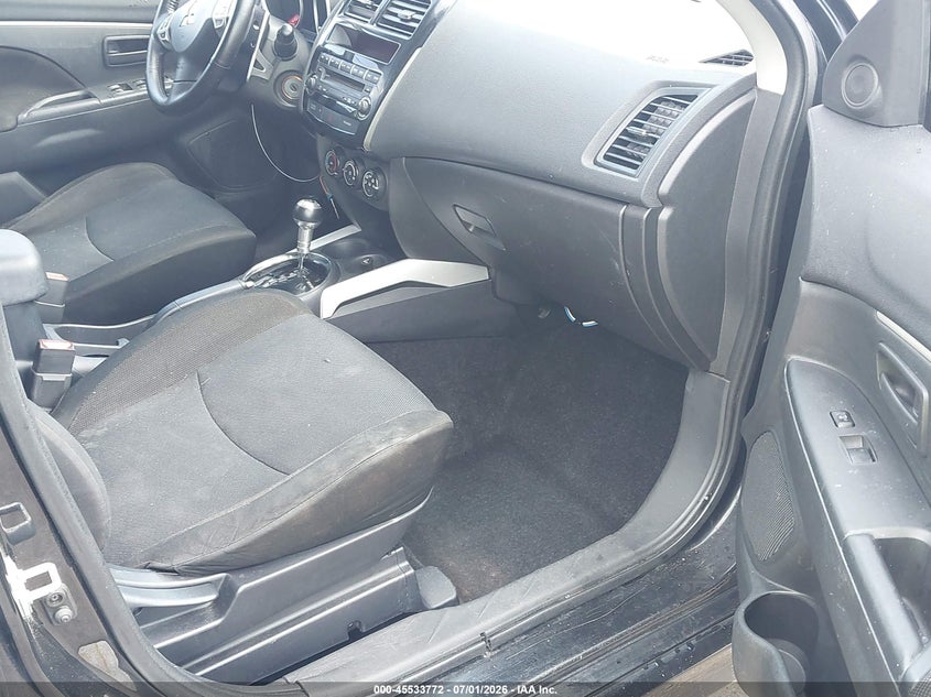 2012 Mitsubishi Outlander sport VIN JA4AP3AU6CZ003322 IAAI salvage auction — NORMAL WEAR, Clear (Florida), sold $725 on 2026-07-14 (photo 5)