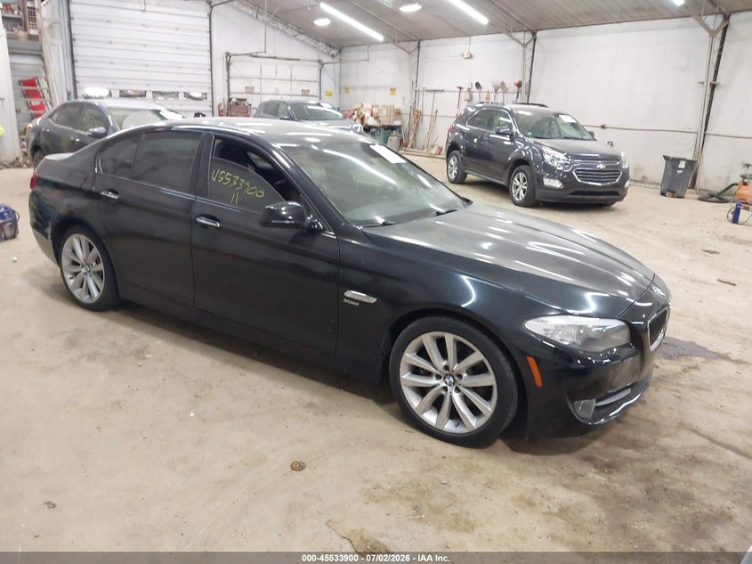 2011 BMW 5 series VIN WBAFU7C52BC874251 IAAI salvage auction — NORMAL WEAR, Clear (Pennsylvania), sold $325 on 2026-07-30 (photo 1)