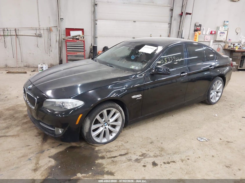 2011 BMW 5 series VIN WBAFU7C52BC874251 IAAI salvage auction — NORMAL WEAR, Clear (Pennsylvania), sold $325 on 2026-07-30 (photo 2)