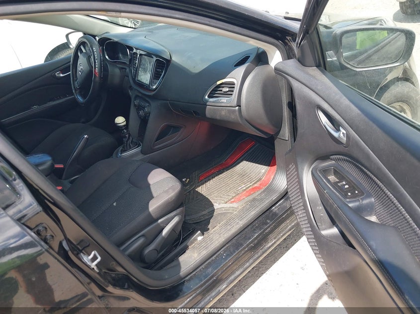 2014 Dodge Dart VIN 1C3CDFDH8ED902520 IAAI salvage auction — NORMAL WEAR, Clear (Washington), sold $275 on 2026-07-22 (photo 5)