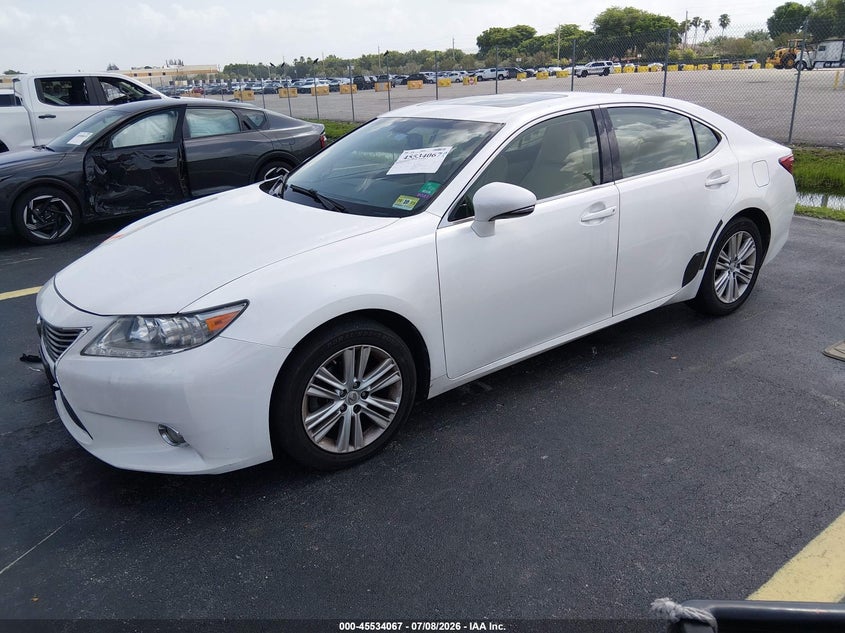 2013 Lexus ES VIN JTHBK1GG6D2000928 IAAI salvage auction — RIGHT FRONT, Salvage Title, sold $25 on 2026-07-30 (photo 2)
