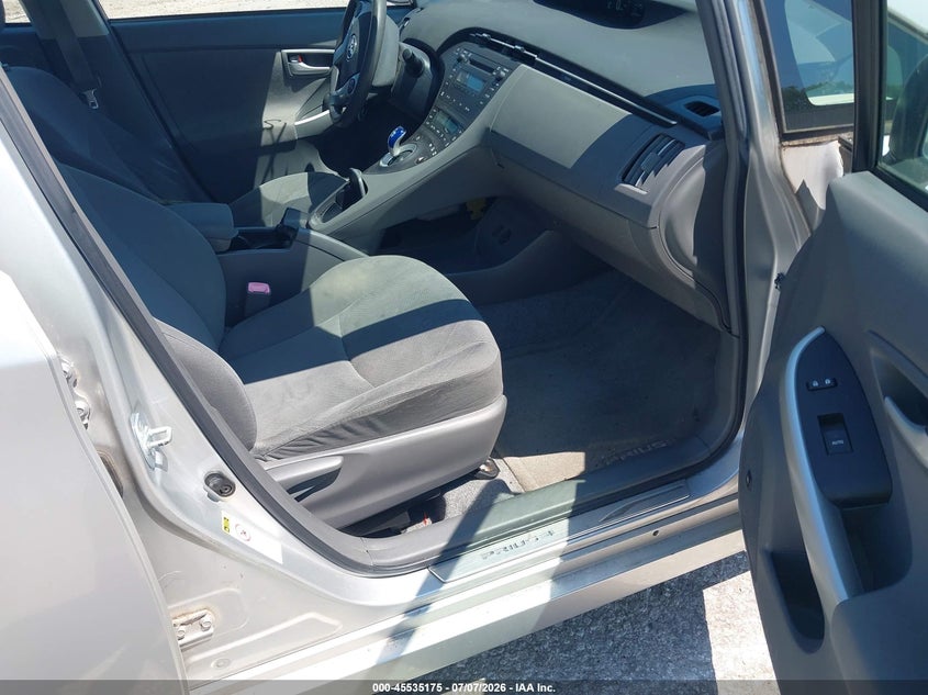 2010 Toyota Prius VIN JTDKN3DU3A0186868 IAAI salvage auction — NORMAL WEAR, Clear (Illinois), sold $1,275 on 2026-07-13 (photo 5)