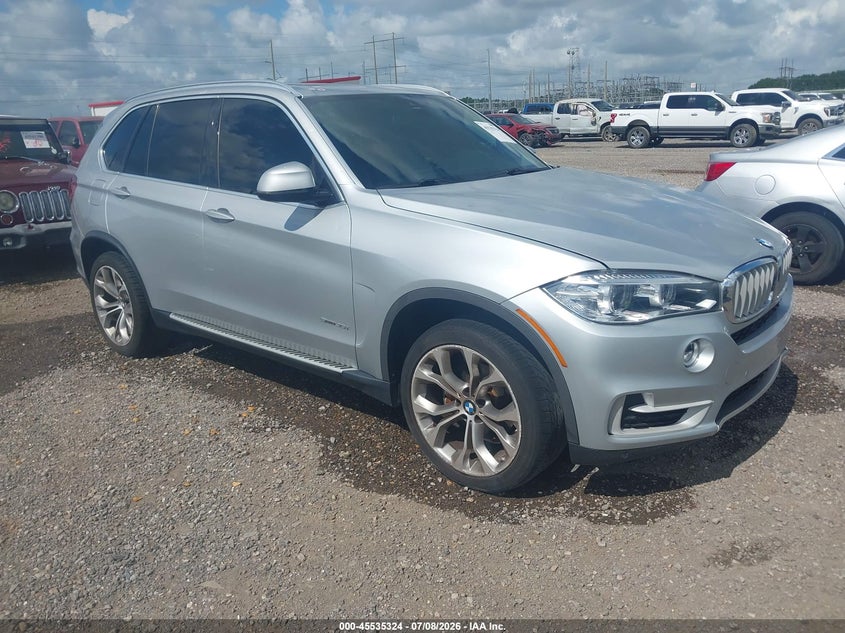 2015 BMW X5 VIN 5UXKR2C5XF0H39355 IAAI salvage auction — HAIL, Salvage Title, sold $3,900 on 2026-09-02 (photo 1)