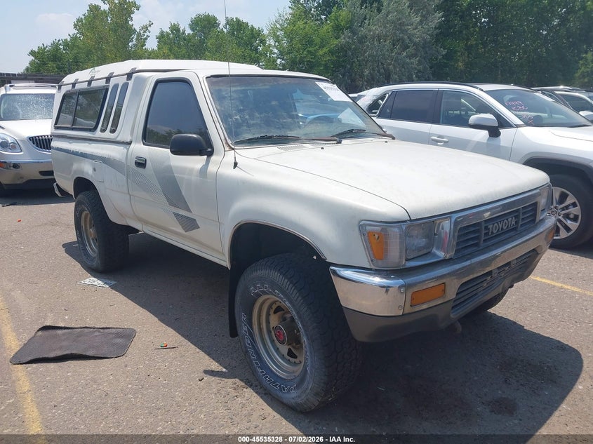 1989 Toyota Pickup VIN JT4RN01P4K4013334 IAAI salvage auction — NORMAL WEAR, Clear (Colorado), sold $5,600 on 2026-07-14 (photo 1)
