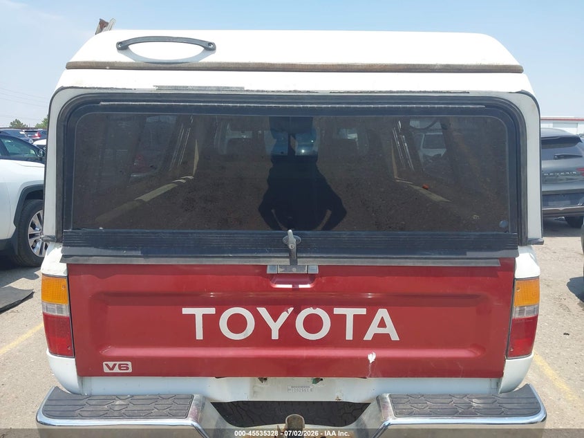 1989 Toyota Pickup VIN JT4RN01P4K4013334 IAAI salvage auction — NORMAL WEAR, Clear (Colorado), sold $5,600 on 2026-07-14 (photo 8)