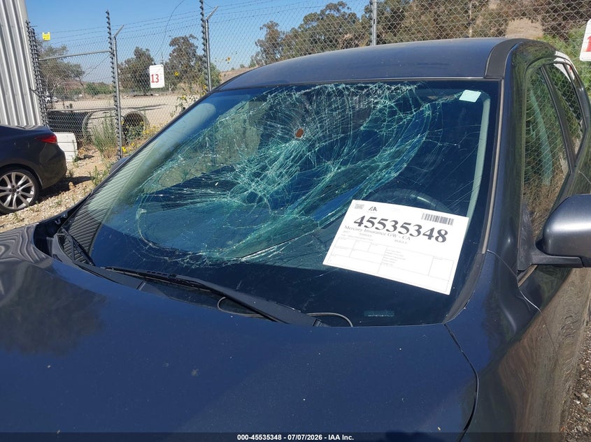 2017 Nissan Rogue VIN JN8AT2MT4HW137614 IAAI salvage auction — FRONT END, Salvage (California), sold $2,225 on 2026-07-16 (photo 6)