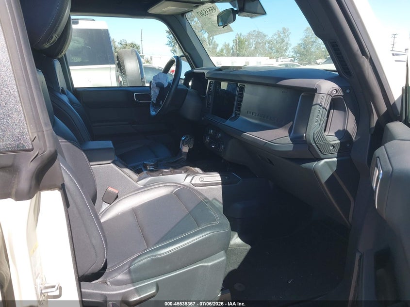 2025 Ford Bronco VIN 1FMDE7BH8SLA81549 IAAI salvage auction — FRONT END, Salvage Title, sold $15,800 on 2026-07-29 (photo 5)