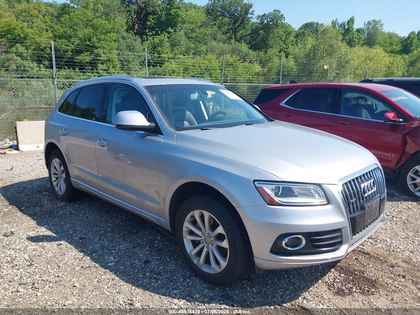 2015 Audi Q5 VIN WA1LFAFP0FA047418 IAAI salvage auction — NORMAL WEAR, Clear (Illinois), sold $875 on 2026-07-15 (photo 1)