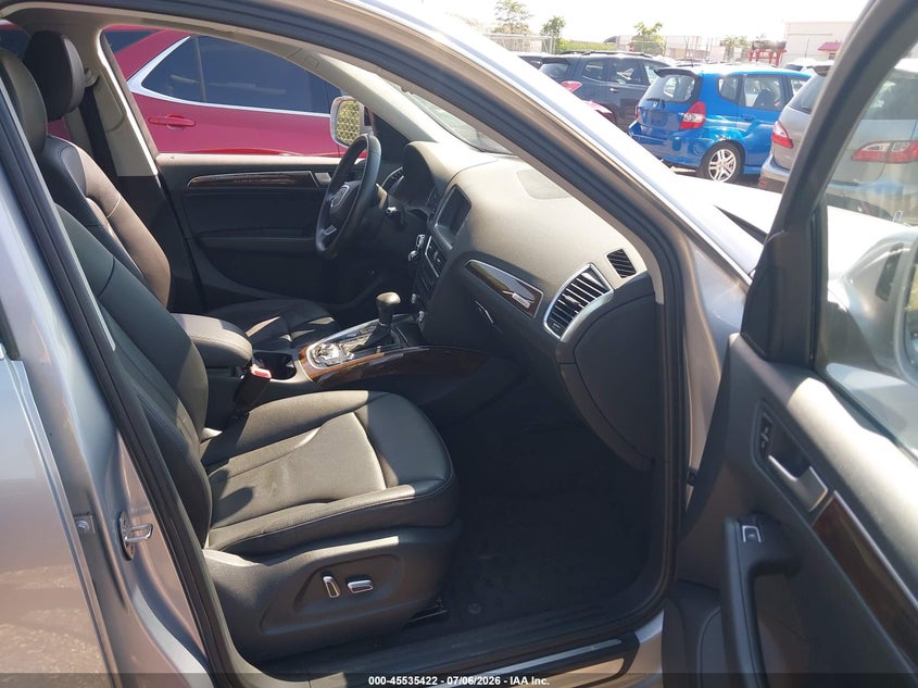 2015 Audi Q5 VIN WA1LFAFP0FA047418 IAAI salvage auction — NORMAL WEAR, Clear (Illinois), sold $875 on 2026-07-15 (photo 5)