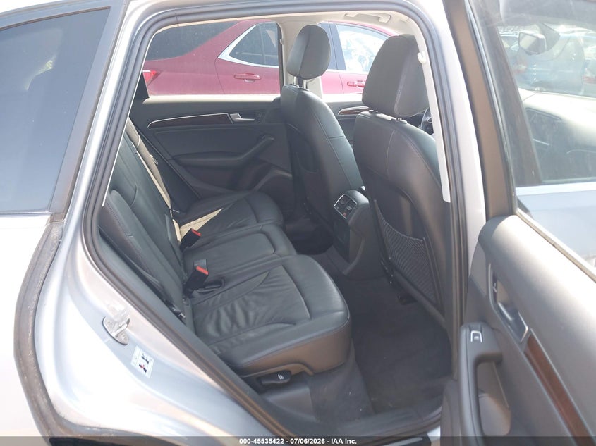 2015 Audi Q5 VIN WA1LFAFP0FA047418 IAAI salvage auction — NORMAL WEAR, Clear (Illinois), sold $875 on 2026-07-15 (photo 8)