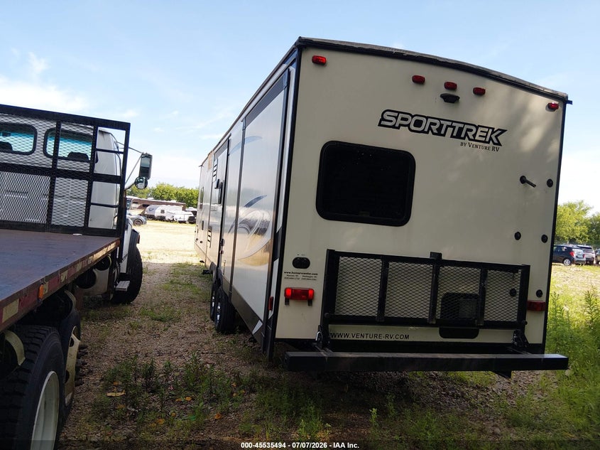 2019 Kz Sport trek 327v1k travel trailer VIN 4EZT13220K8053035 IAAI salvage auction — SIDE, Junk Bill Of Sale Mv2459 (Wisconsin), sold $2,900 on 2026-07-23 (photo 3)
