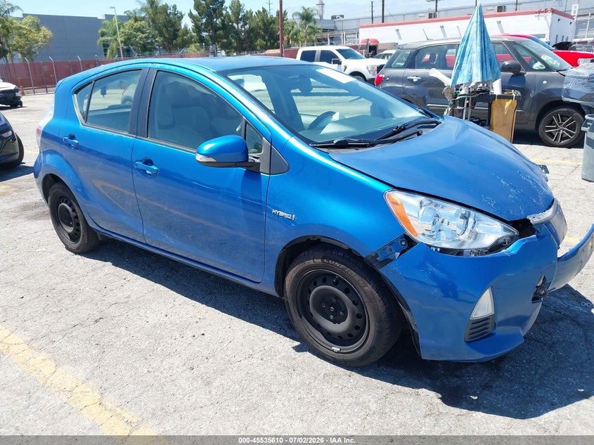 2014 Toyota Prius c VIN JTDKDTB35E1565819 IAAI salvage auction — FRONT END, Salvage (California), sold $25 on 2026-07-28 (photo 1)