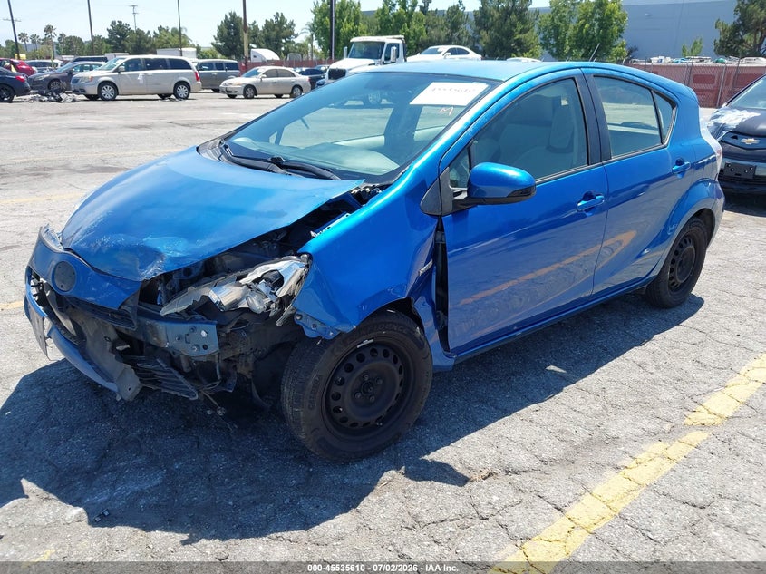 2014 Toyota Prius c VIN JTDKDTB35E1565819 IAAI salvage auction — FRONT END, Salvage (California), sold $25 on 2026-07-28 (photo 2)