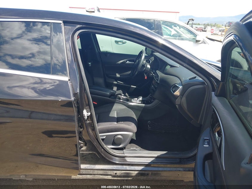 2017 Infiniti Qx30 VIN SJKCH5CP1HA017548 IAAI salvage auction — RIGHT FRONT, Bill Of Sale (Washington), sold $3,075 on 2026-07-28 (photo 5)