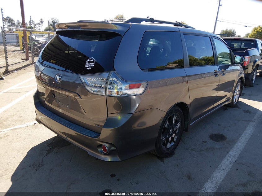 2011 Toyota Sienna VIN 5TDXK3DC9BS035618 IAAI salvage auction — NORMAL WEAR, Clear - Dealer Only (California), sold $1,250 on 2026-07-28 (photo 4)