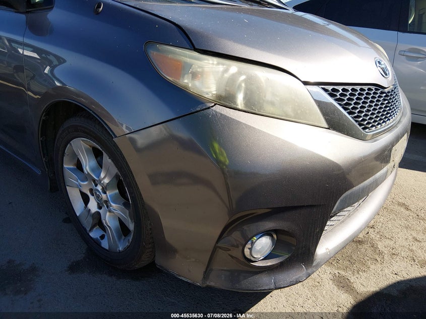 2011 Toyota Sienna VIN 5TDXK3DC9BS035618 IAAI salvage auction — NORMAL WEAR, Clear - Dealer Only (California), sold $1,250 on 2026-07-28 (photo 6)