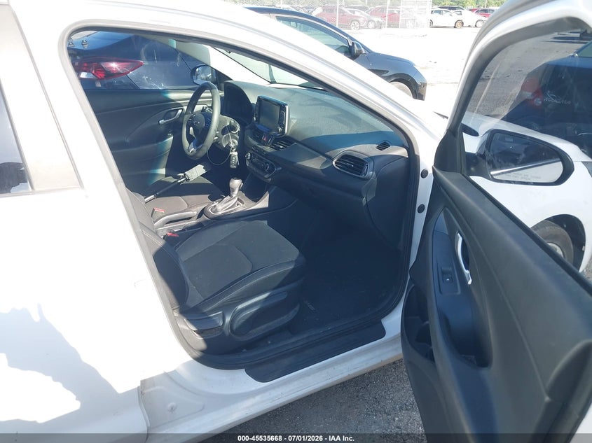 2018 Hyundai Elantra VIN KMHH35LE6JU062863 IAAI salvage auction — NORMAL WEAR, Clear - Public Restricted (Oklahoma), sold $2,050 on 2026-07-07 (photo 5)