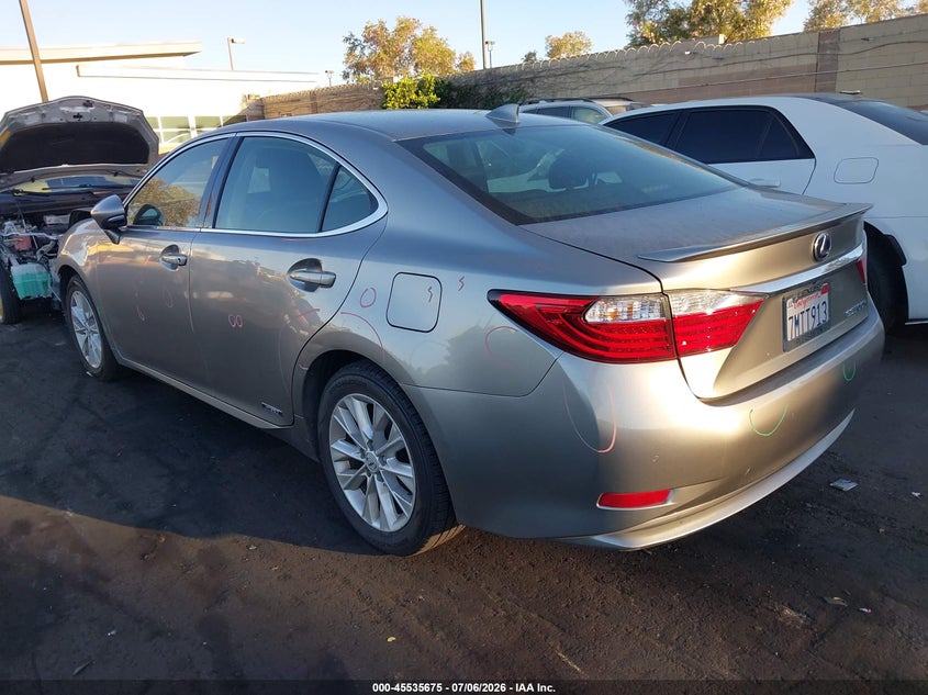 2015 Lexus ES VIN JTHBW1GG2F2097956 IAAI salvage auction — FRONT END, Salvage Certificate (California), sold $5,300 on 2026-07-17 (photo 3)