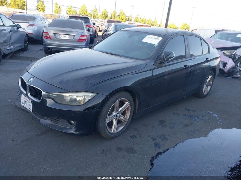 2014 BMW 3 series VIN WBA3C1C50EK117023 IAAI salvage auction — RIGHT FRONT, Salvage Certificate (California), sold $750 on 2026-07-10 (photo 2)