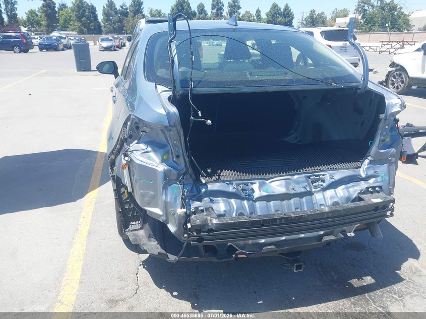 2022 Toyota Corolla VIN JTDEPMAE2NJ207607 IAAI salvage auction — REAR END, Salvage Title, sold $4,550 on 2026-07-20 (photo 6)