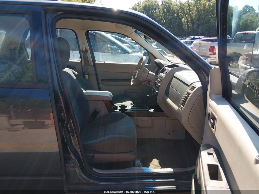 2008 Ford Escape VIN 1FMCU02Z48KE48220 IAAI salvage auction — REAR END, Salvage (Kansas), sold $475 on 2026-07-25 (photo 5)