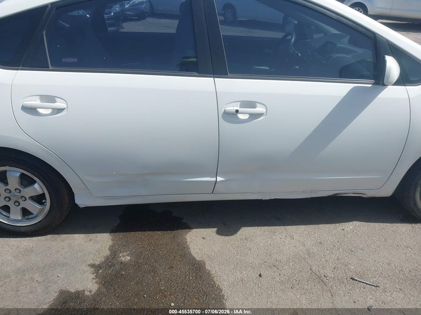 2005 Toyota Prius VIN JTDKB20U953047986 IAAI salvage auction — SIDE, Salvage (Arizona), sold $725 on 2026-07-12 (photo 6)