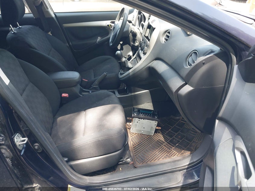 2010 Pontiac Vibe VIN 5Y2SL6E84AZ401792 IAAI salvage auction — NORMAL WEAR, Clear (Massachusetts), sold $300 on 2026-07-28 (photo 5)